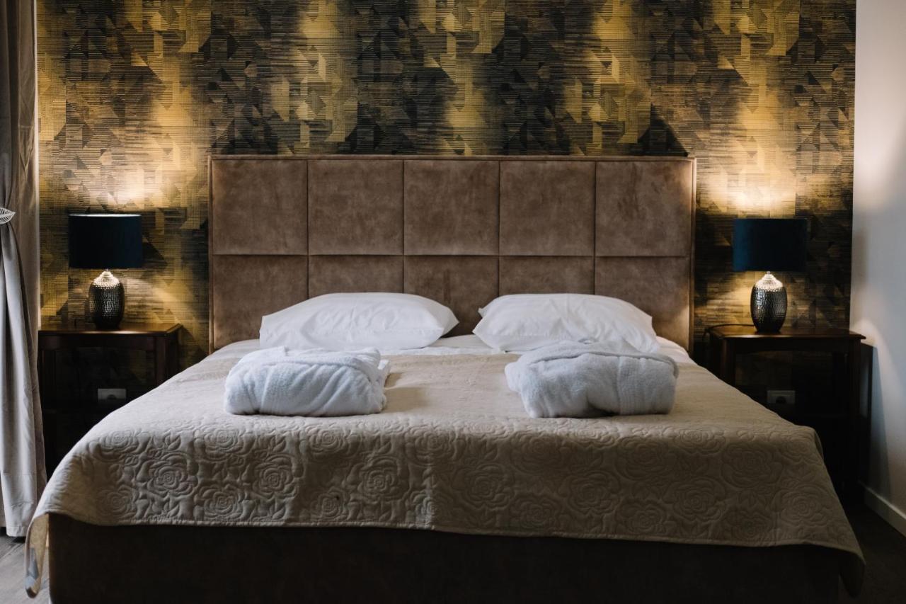 Bohema Hotell Telšiai Exteriör bild