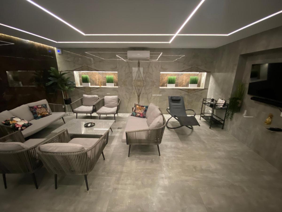 Bohema Hotell Telšiai Exteriör bild